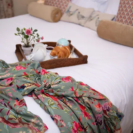 Milton House Hotel 3*