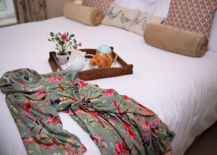 Milton House Hotel 3*