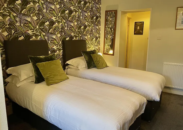 Milton House Hotel 3*