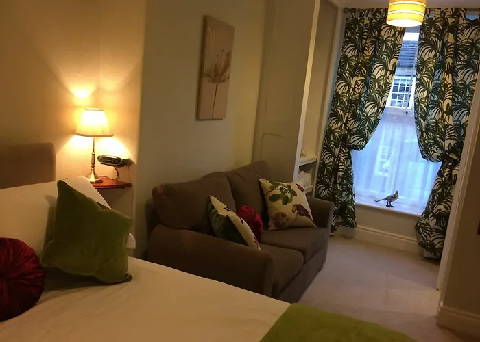 Hotel Milton House 3*